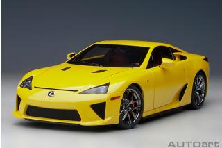 LEXUS LFA (PEARL YELLOW) AUTOart 1:18 Composite