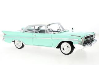 Desoto Adventurer, hellgrün/weiss, 1961 Road Signature 1:18