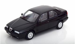 Alfa Romeo 155, 1996  black with black interior Triple9 1:18 (Türen, Motorhaube... nicht zu öffnen!)