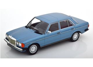 Mercedes 230E W123 1975 hellblau-metallic KK-Scale 1:18 Metallmodell (Türen, Motorhaube... nicht zu öffnen!)