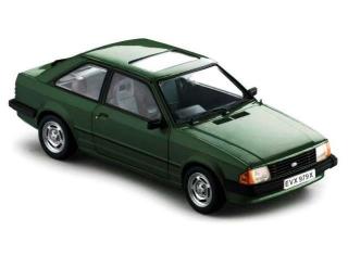 Ford Escort MK3 GL Saloon 1981 forest green SunStar Metallmodell 1:18