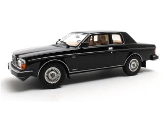 Volvo 262C Bertone (1981) - black Cult Scale Models 1:18 Resinemodell (Türen, Motorhaube... nicht zu öffnen!)