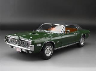 Mercury Cougar 1968 XR7G, augusta green SunStar Metallmodell 1:18  Available from early July 2025