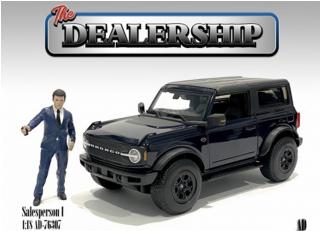Figur The Dealership - Male Salesperson American Diorama 1:18 (Auto nicht enthalten!)