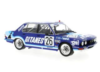BMW 528i (E28), 24h Spa, 1982, #26, J-P.Jarier / J-L.Trintignant / T.Tassin IXO 1:18 Metallmodell (Türen/Hauben nicht zu öffnen!)