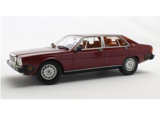 Maserati Quatroporte III red 79-85 Cult Scale Models 1:18 Resinemodell (Türen, Motorhaube... nicht zu öffnen!)