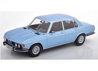 BMW 3.0 E3 2. Series 1971 hellblau-met. Ltd.1250 St.WW KK-Scale 1:18 Metallmodell (Türen, Motorhaube... nicht zu öffnen!)