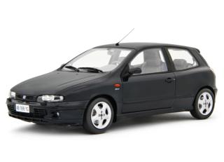 Fiat Bravo 2.0 HGT 1995 Nero Ink Met. Laudoracing 1:18 Resinemodell (Türen, Motorhaube... nicht zu öffnen!)