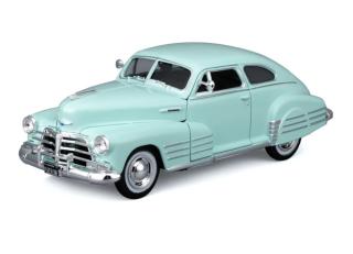 Chevrolet `48 Fleetline Aerosedan hellgrün Maisto 1:24