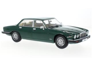 Jaguar XJ Series III dunkelgrün MCG 1:18 Metallmodell, Türen und Hauben nicht zu öffnen