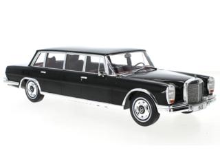 Mercedes 600 (W100), schwarz, 1969 MCG 1:18 Metallmodell, Türen und Hauben nicht zu öffnen