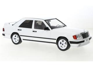 Mercedes W124 Tuning, weiss, 1986 MCG 1:18 Metallmodell, Türen und Hauben nicht zu öffnen