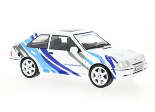 Ford Escort MK IV RS Turbo S2, weiss/Dekor, 1990 MCG 1:18 Metallmodell, Türen und Hauben nicht zu öffnen