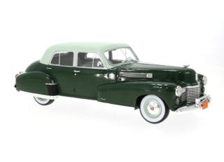 Cadillac Fleetwood Series 60 Special Sedan, dunkelgrün/hellgrün, 1941 MCG 1:18 Metallmodell, Türen und Hauben nicht zu öffnen