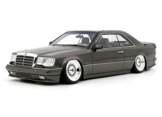 Mercedes-Benz C124 AMG "Stance" Anthracite Grey 2022 OttO mobile 1:18 Resinemodell (Türen, Motorhaube... nicht zu öffnen!)