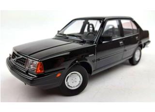 Volvo 360 1987  black metallic with grey interior Triple9 1:18 (Türen, Motorhaube... nicht zu öffnen!)