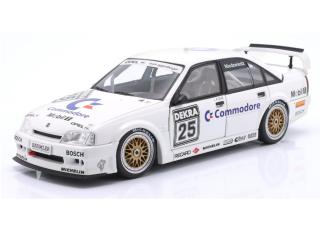 Opel Omega 3000 24V #25 Commodore DTM 1991 - Klaus Niedzwiedz WERK83 1:18 2 Türen zu öffnen!
