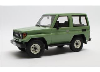 Toyota Landcruiser BJ70 green `84-`89 Cult Scale Models 1:18 Resinemodell (Türen, Motorhaube... nicht zu öffnen!)