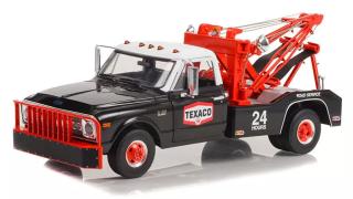 Chevrolet C-30 Dually Wrecker 1970  *Texaco 24 Hour Road Service* Greenlight 1:18