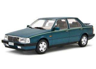 Lancia Thema 8.32 1986 VERDE REFLEX  Laudoracing 1:18 Resinemodell (Türen, Motorhaube... nicht zu öffnen!)