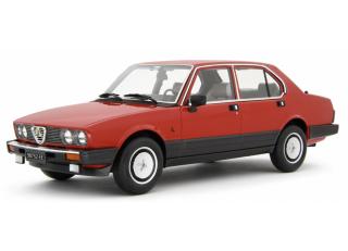 Alfetta 2.0i Quadrifoglio Oro E.E. 1983-84 Rosso alfa Laudoracing 1:18 Resinemodell (Türen, Motorhaube... nicht zu öffnen!)