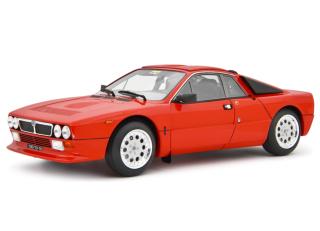 Lancia 037 Rally Stradale 1982 Rosso Laudoracing 1:18 Resinemodell (Türen, Motorhaube... nicht zu öffnen!)