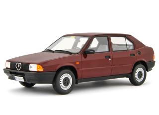 Alfa Romeo 33 1.3S Edizione 1985 Rosso amaranto Laudoracing 1:18 Resinemodell (Türen, Motorhaube... nicht zu öffnen!)
