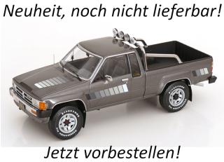 Toyota Truck Xtra Cab 4x4 (Hilux) 1985 graumetallic KK-Scale 1:18 Metallmodell (Türen, Motorhaube... nicht zu öffnen!) Lieferbar ab August 2026