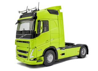 Volvo Trucks FH Globetrotter XL 2023 neon grün S2400107 Solido 1:24 Metallmodell