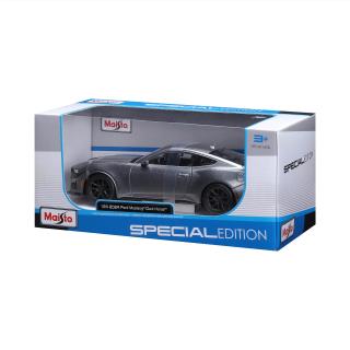 Ford Mustang Dark Horse, grau/schwarz, 2024 Maisto 1:24