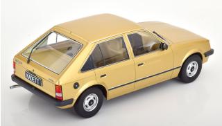 Opel Kadett 1984 D 5-door, dark gold metallic beige interior Triple9 1:18 (Türen, Motorhaube... nicht zu öffnen!)