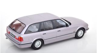 BMW 5-series Touring E34 1996 artic silver Triple 9 1:18 (Türen, Motorhaube... nicht zu öffnen!)