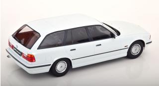 BMW 5-series Touring E34 1996 , alpine white Triple 9 1:18 (Türen, Motorhaube... nicht zu öffnen!)