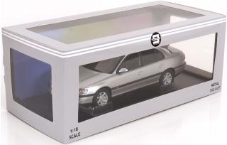 Opel Omega B 1996  silver Triple 9 1:18 (Türen, Motorhaube... nicht zu öffnen!)