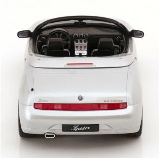 Alfa Romeo Spider mit abnehmbarem Softtop 1999 silber Limited Edition 750 pcs. Norev 1:18 Metallmodell