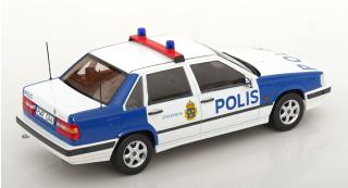 Volvo 850 Polis Schweden 1993 weiß/blau Triple 9 1:18 (Türen, Motorhaube... nicht zu öffnen!)