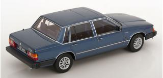 Volvo 760 1985 blaumetallic Triple 9 1:18 (Türen, Motorhaube... nicht zu öffnen!)