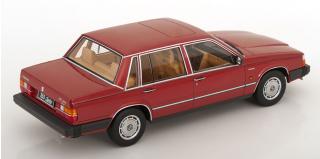 Volvo 760 1985 rotmetallic Triple 9 1:18 (Türen, Motorhaube... nicht zu öffnen!)
