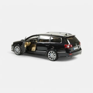 Volkswagen Passat R36 (2009) - Kombi - deep black NZG 1:18 Metallmodell