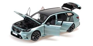 BMW M5 TOURING - 2024 - GREEN METALLIC Minichamps 1:18 Metallmodell mit zu öffnenden Hauben und Türen!