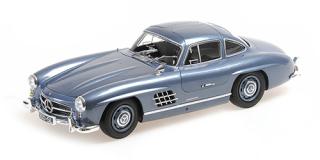 MERCEDES-BENZ 300 SL (W198) - 1955 - LIGHT BLUE METALLIC Minichamps 1:18 Metallmodell (Türen zu öffnen!)