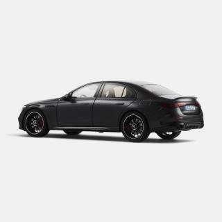 Mercedes-AMG E 53 Hybrid 4MATIC+ - graphite grey Norev 1:18 Metallmodell