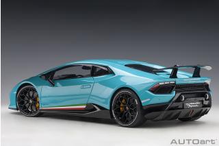 Lamborghini Huracán Performante 2017 (blu glauco/ solid blue) (composite model/full openings) Preis nicht bekannt AUTOart 1:12
