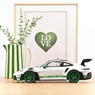 Porsche 911 GT3 RS Tribute to Carrera RS 2022 White/Python Green  Norev 1:12 Metallmodell (Türen/Hauben nicht zu öffnen!)