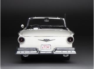 Ford Fairlane 500 Skyliner 1957  – Colonial White SunStar Metallmodell 1:18