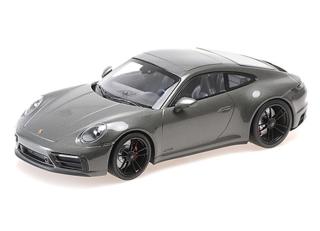 PORSCHE 911 CARRERA 4 GTS - 2020 - GREEN METALLIC Minichamps 1:18 Metallmodell, Türen, Motorhaube... nicht zu öffnen