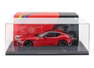 FERRARI 12CILINDRI 2024 - ROSSO CORSA (red) in Plexiglasvitrine Polistil 1:18