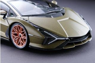 Lamborghini Sian FKP 37 electric gold Burago 1:18 Metallmodell Fotos: Georg Hämel<br>http://www.auto-und-modell.de/