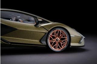 Lamborghini Sian FKP 37 electric gold Burago 1:18 Metallmodell Fotos: Georg Hämel<br>http://www.auto-und-modell.de/