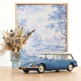 Citroën Break 21 1970 Danube Blue 1:18 Norev 1:18 Metallmodell 2 Türen, Motorhaube und Kofferraum zu öffnen!